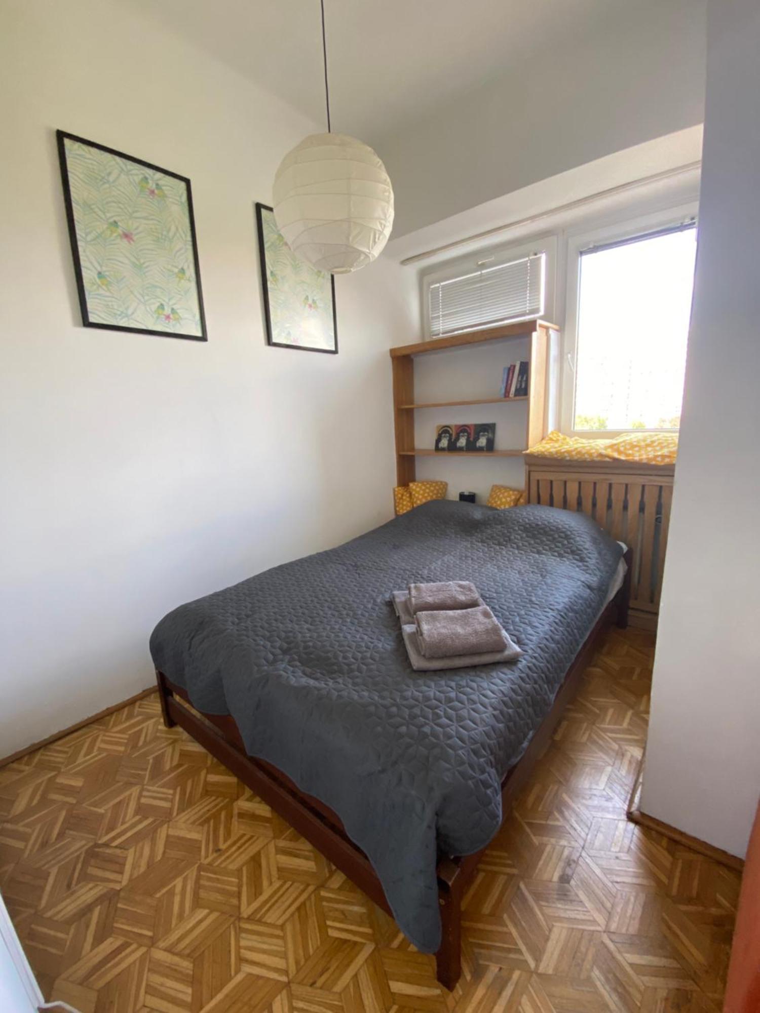 Ohmyhome - Sunny Apartment In City Center Варшава Экстерьер фото